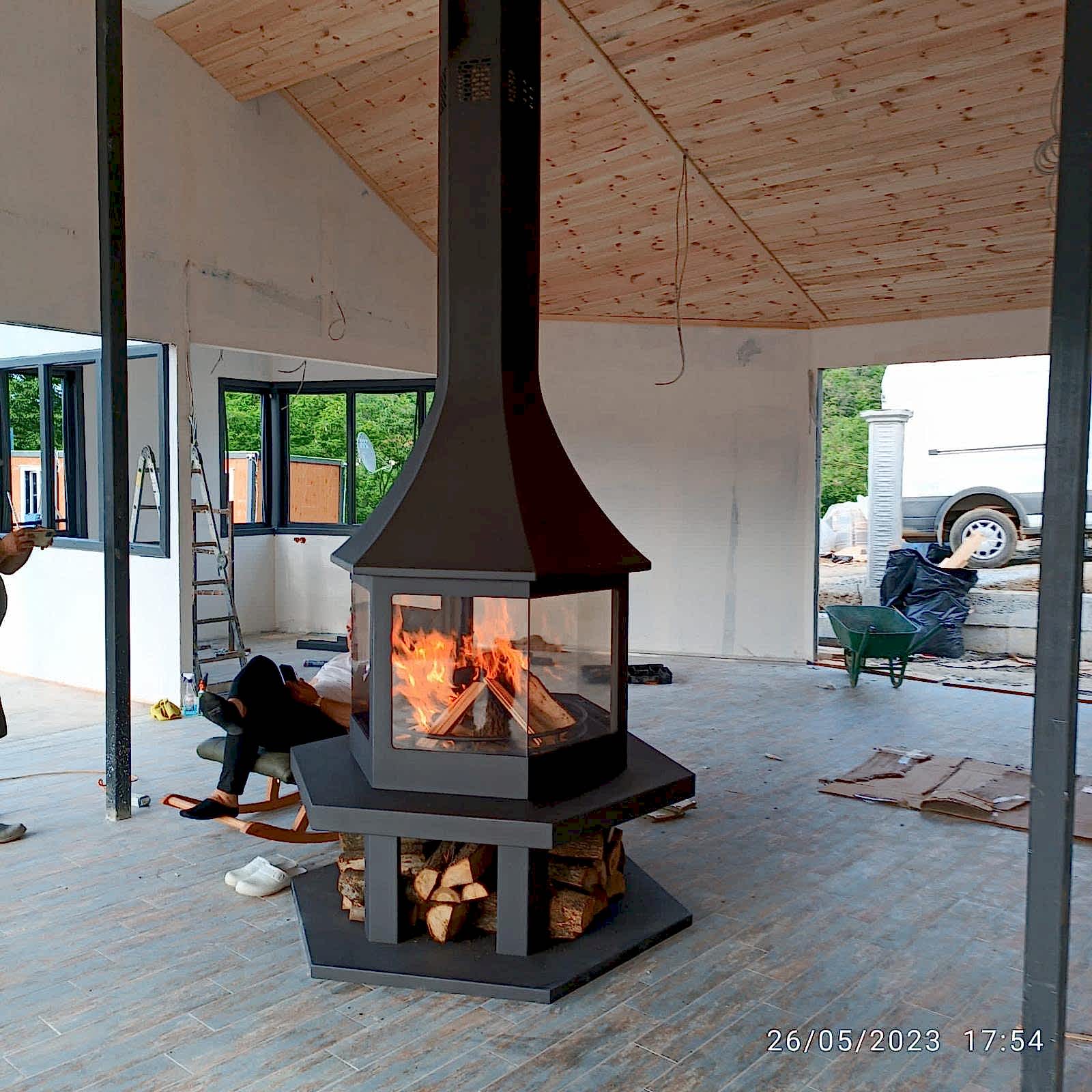 Odunluklu Altıgen Şömine